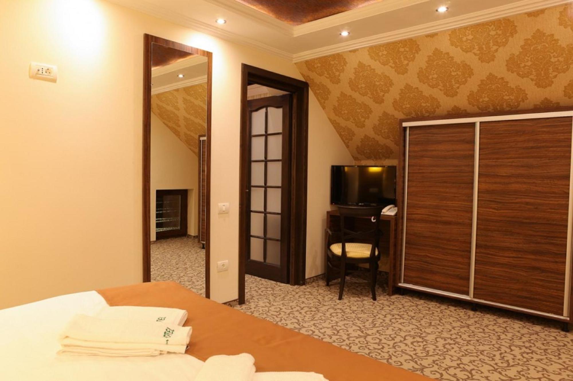 Allegria Hotel Алба-Юлія Номер фото