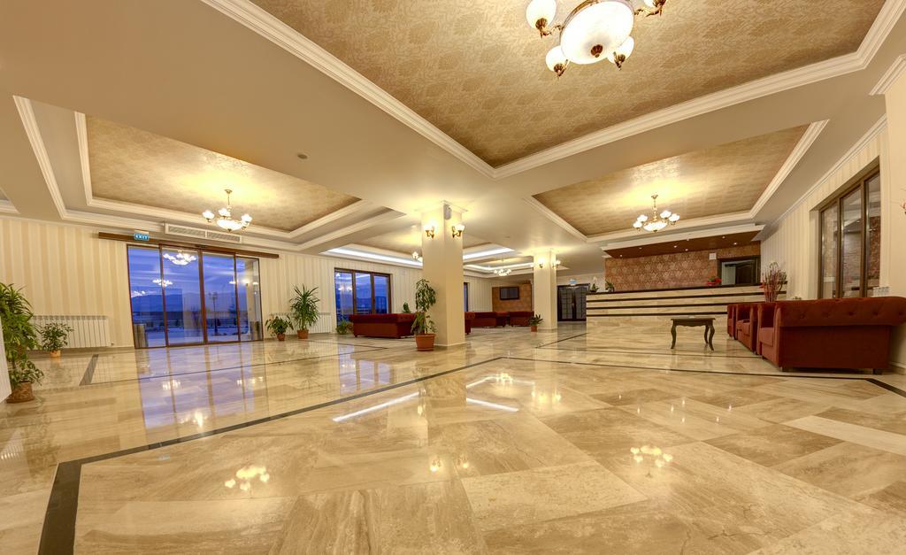 Allegria Hotel Алба-Юлія Екстер'єр фото