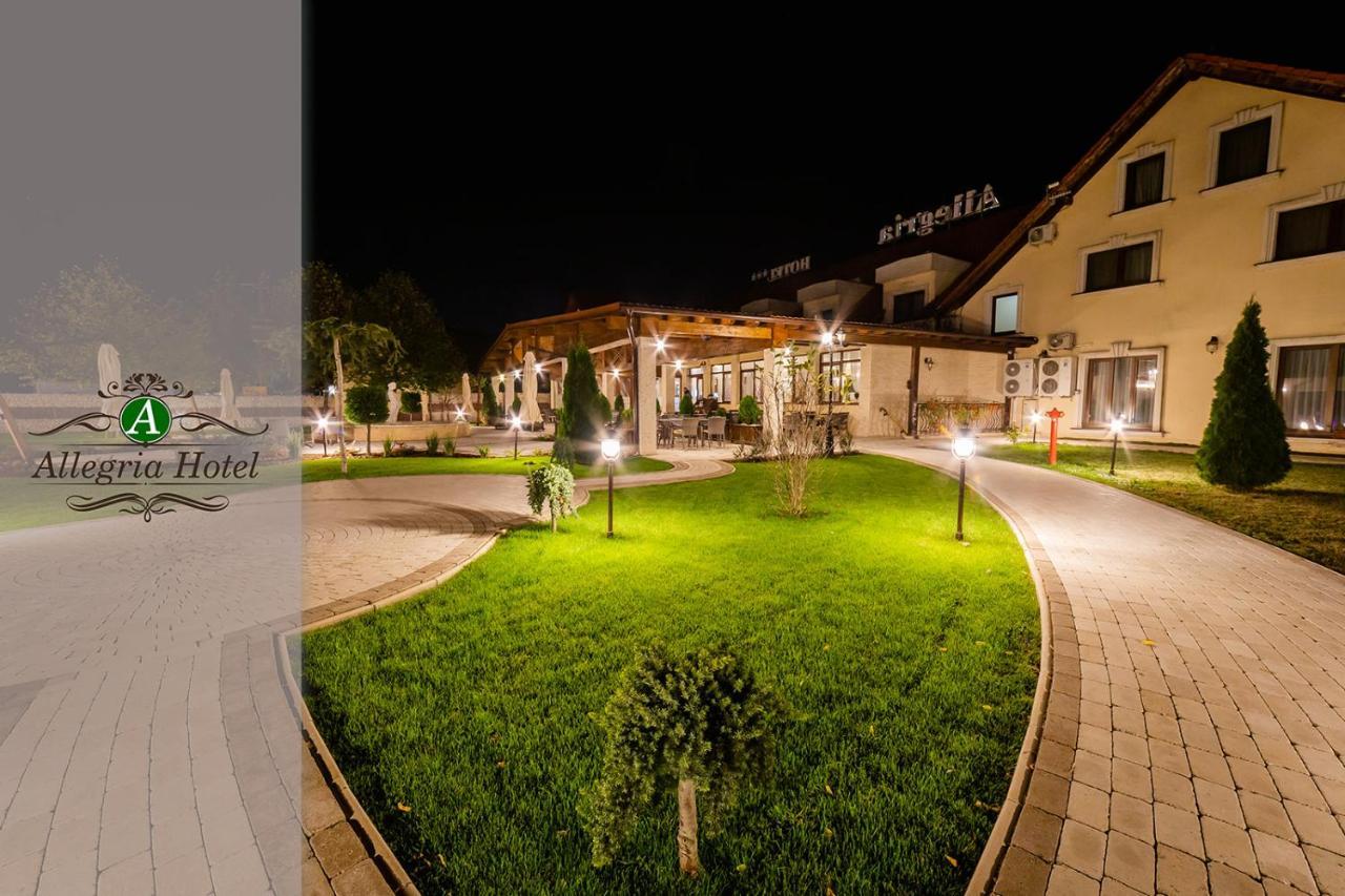 Allegria Hotel Алба-Юлія Екстер'єр фото